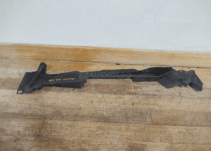 Plastik wygłuszenie błotnika lewy prawy audi A8 D5 2017- 2