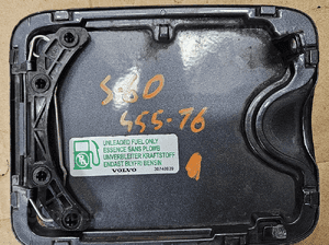 Volvo S60 klapka wlewu paliwa 455-16 019-26 3
