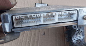 Mazda 626 97-02 2.0 ditd Komputer Sterownik RF3M 4