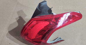 Lampa prawa tył tylna peugeot 2008 i 1 1