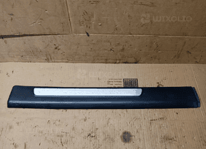 Listwa progowa progu prawy tył tylna prawa Audi A6 C6 4F0853376C 1