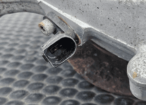 Zwrotnica Piasta Łożysko Czujnik ABS Przod Przednia Lewa Prawa Audi A4 B8 A5 A6 C7 A7 Q5 20