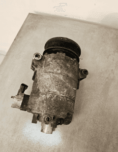 Sprężarka klimatyzacji C1B1-19D629-AE FORD FIESTA MK7 6