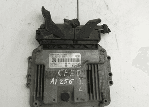 Komputer kia ceed 2.0 crdi 39113-27711 0281016709 1