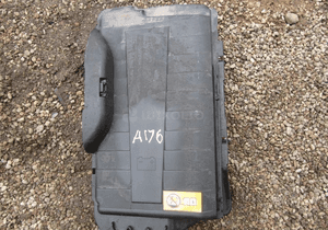MERCEDES A 176 B 246 osłona akumulatora