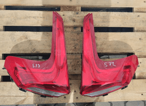 Lampa prawa lewa tył tylna volvo V40 ii 2 31395478 31395479 1