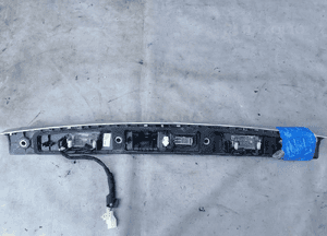 Blenda klapy Maserati Quattroporte VI 670010449 7