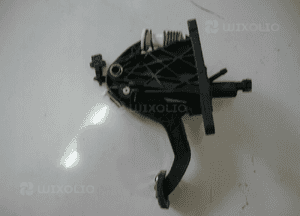 Mercedes W176 W246 pedał sprzęgła A2462900112 3