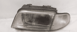 Przod przednia lampa lewa audi A4 B5 1