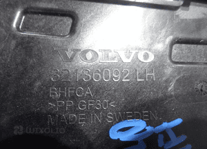 VOLVO C40 XC40 lewy slizg wspornik zderzaka przód OE 32136092 5