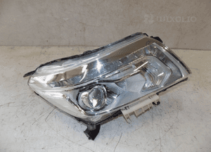 Nissan navara D23 NP300 2014- lampa prawa przód xenon led 1