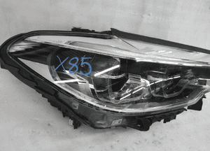 Bmw 5 G30 G31 adaptive idealna lampa przednia prawa przód 2