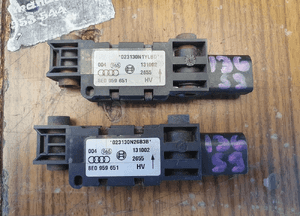 Czujnik 8E0959651 A Uderzenia Czujnik Uderzeniowy Sensor Audi A3 8P A4 B6 B7 A6 C5 9