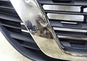 Nissan NV300 grill atrapa nissan grill atrapa 4