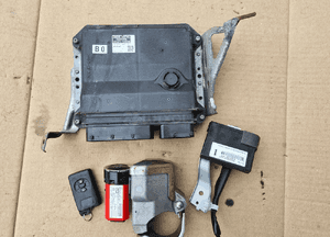 auris I 2.0 sterownik kluczyk zestaw 89661-12B00 1