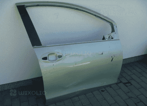 Toyota yaris iii drzwi prawe przednie 1