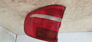 Bmw E70 lampa lewa w błotnik tył 7200817 1