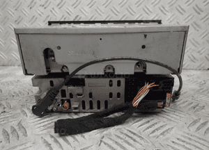 Audi A4 B6 radio fabryczne kod 8E0035195M 4
