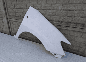 Toyota hilux 2005-2012 błotnik prawy przedni 2