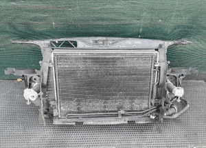 Pas Przedni Wzmocnienie Czołowe Zderzaka Chłodnice Wentylator 2.5 TDI V6 AUDI A4 B6 1