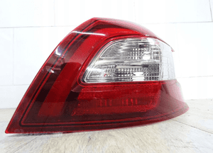 LAMPA TYLNA LEWA 9677817680 PEUGEOT 308 led 8