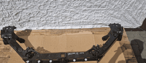 Osłona górna pasa przód przedniego jaguar xj X351 AW93-8D040 1