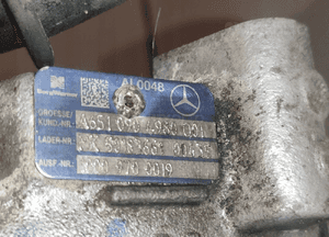 Mercedes W204 2.2CDI turbosprężarka turbina biturbo kompletna zdrowa oryg 11