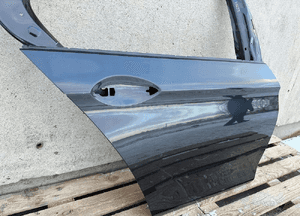 Drzwi tyl tylne prawe bmw 5 F10 2010- sedan bardzo ladne 2