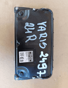 Sterownik silnika komputer toyota yaris iv 1.5 hybryda 89661-K0082 2