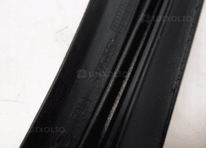 Volvo XC70 ii ozdobna listwa szyby czołowej 8