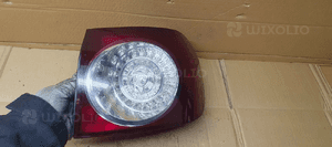 Lampa prawy tył tylna prawa w błotnik VW Golf V Plus 5M0945096L 4