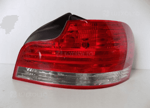BMW 1 E82 / E88 Lampa Tylna Prawa - 11807 1