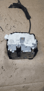 Zamek drzwi prawy tył tylny prawy Land Rover Freelander 7 PIN 4