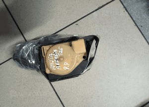 pas bezpieczeństwa prawy przód avensis t 25