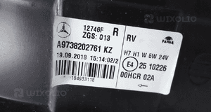 Mercedes atego lift 2004- lampa prawy przód prawa przednia A9738202761 7