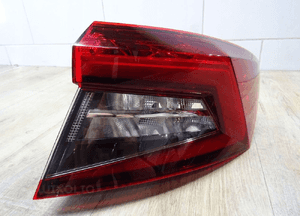 Skoda karoq lampa lewa tylna led 57A945207 11