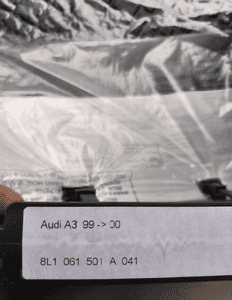 ORYGINALNE Dywaniki Gumowe Przód Audi A3 99-00 8L1061501A 8L1 061 501 A 6