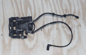 Zacisk hamulcowy tylny lewy bmw X1 F48 F48N 6854439 2020 1