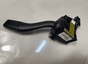 Audi A3 8P manetka przełącznik kierunkowskazów 8P0953513A 3