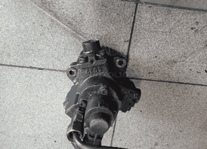 pompa wtryskowa opel saab 1.9 cdti 0445010128 2