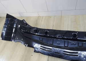 Pas tył tylny mazda 3 bp llu 8
