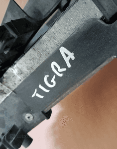 Pas przedni chłodnice wentylatory komplet Opel Tigra B II 2 1.4 3