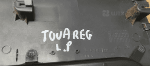 Osłona poszycie słupka lewa VW Touareg 7L 6