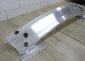 TESLA 3 TESLA III Belka wzmocnienie zderzaka tylnego 1095314-00-C 3