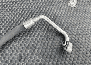 Przewód 8E0260707R Klimatyzacji Waz Rurka Klima 1.8 T 1.9 2.0 TDI Audi A4 B6 B7 8E0260707R 18