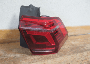 Lampa tylna tył prawa lewa vw tiguan ii 2 lift iq.light 5NA 2020- 6