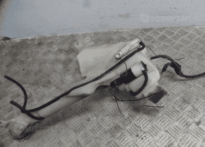 ZBIORNICZEK SPRYSKIWACZY JEEP GRAND CHEROKEE WJ 2