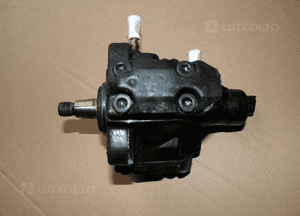 POMPA WTRYSKOWA ALFA ROMEO 156 147 GT 1.9 16V M-JET 0445010071 2