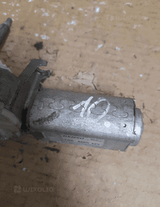 Silniczek wycieraczki tył Alfa Romeo 146 79300183 2