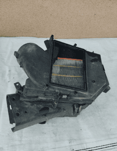Obudowa filtra powietrza volvo S60 i V70 ii 2.4 D5 30636830 4